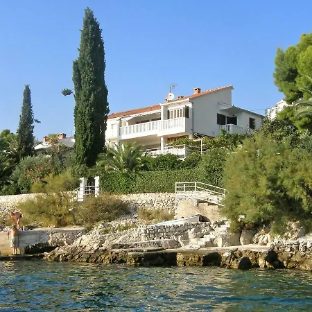 Apartman Apartment Tija By Interhome *