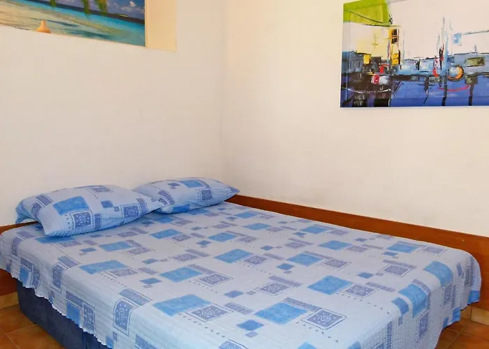 Apartment Tija By Interhome